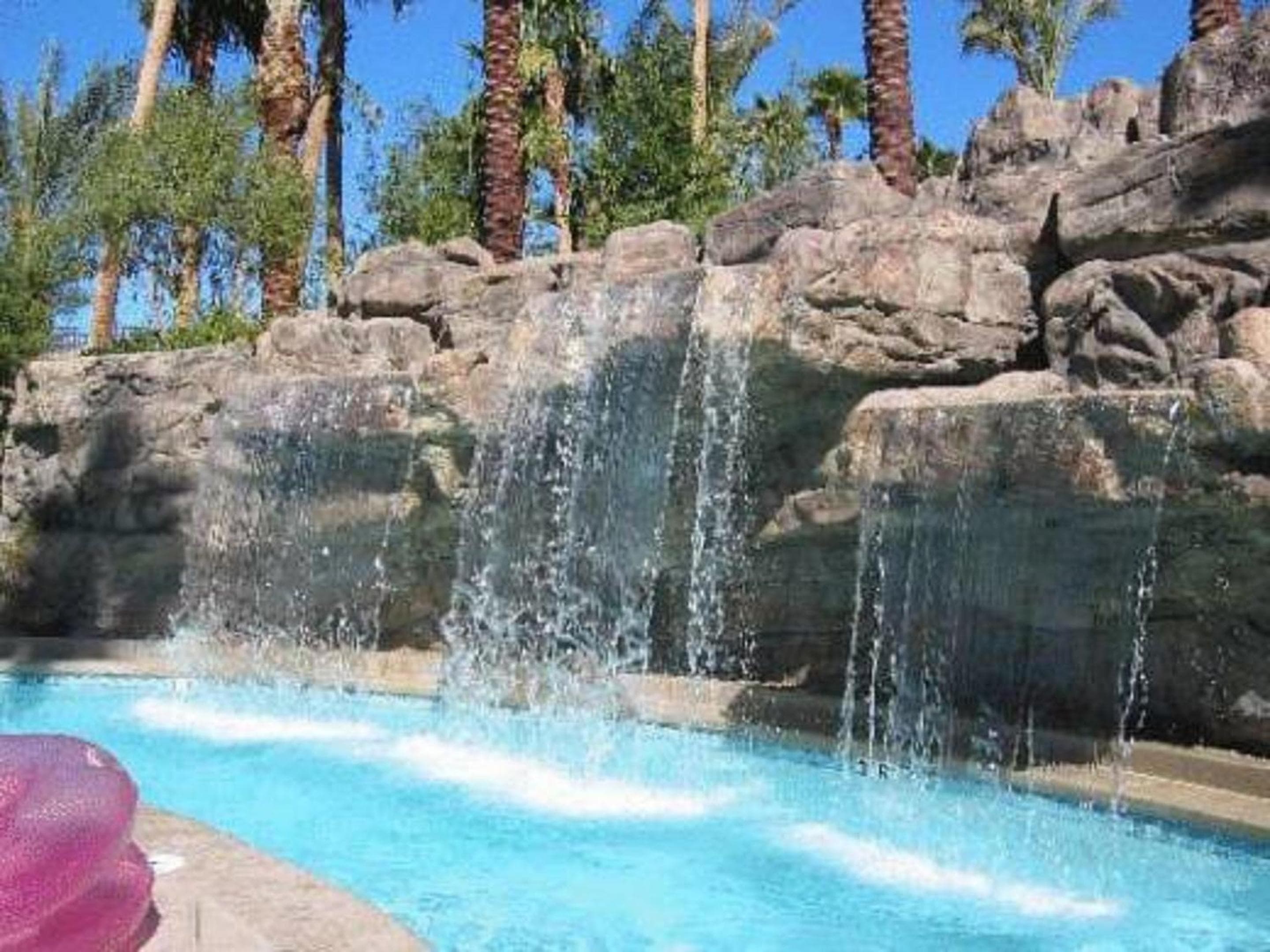 Tahiti Village Resort & Spa — 11