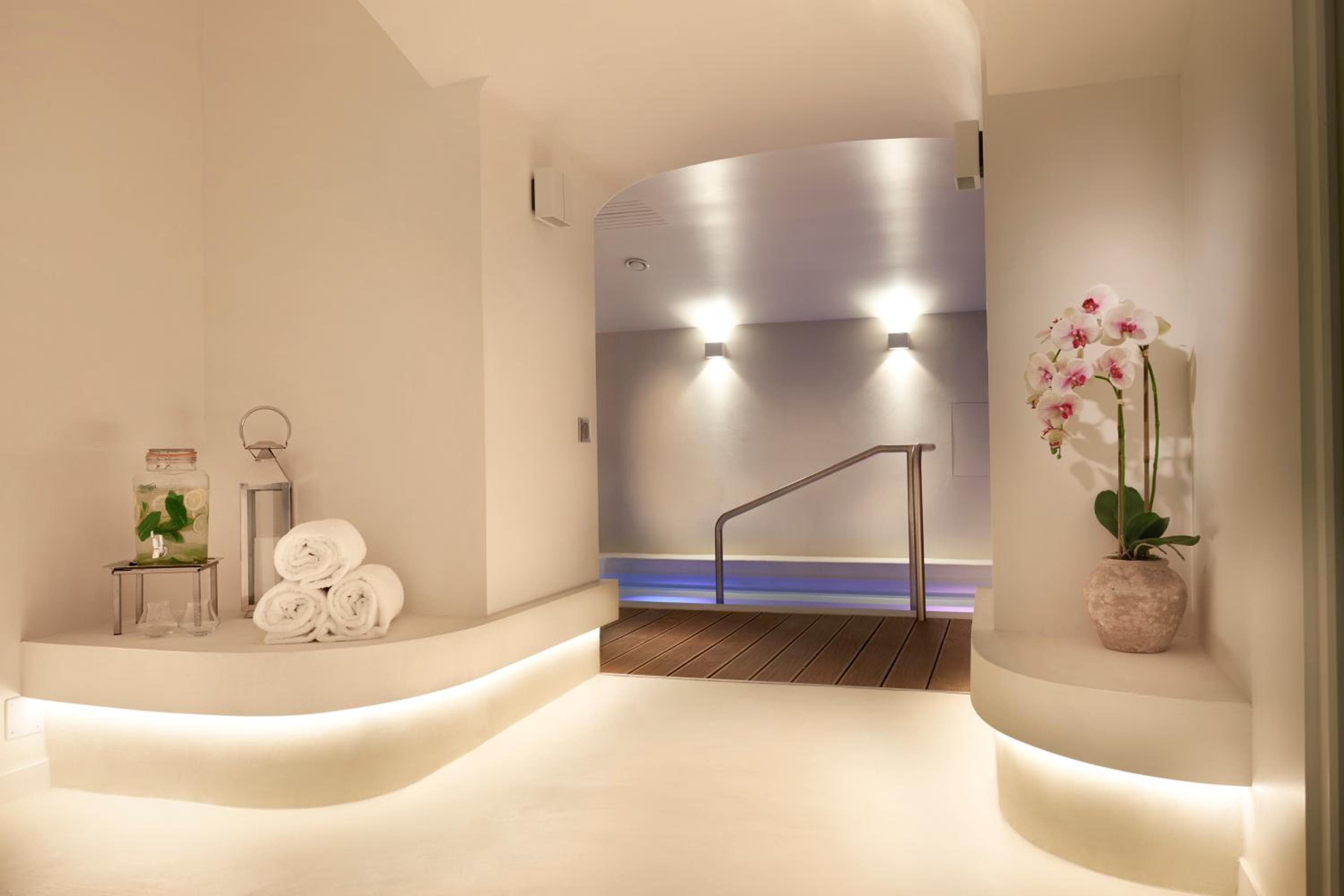 Hotel Le Mathurin — 11