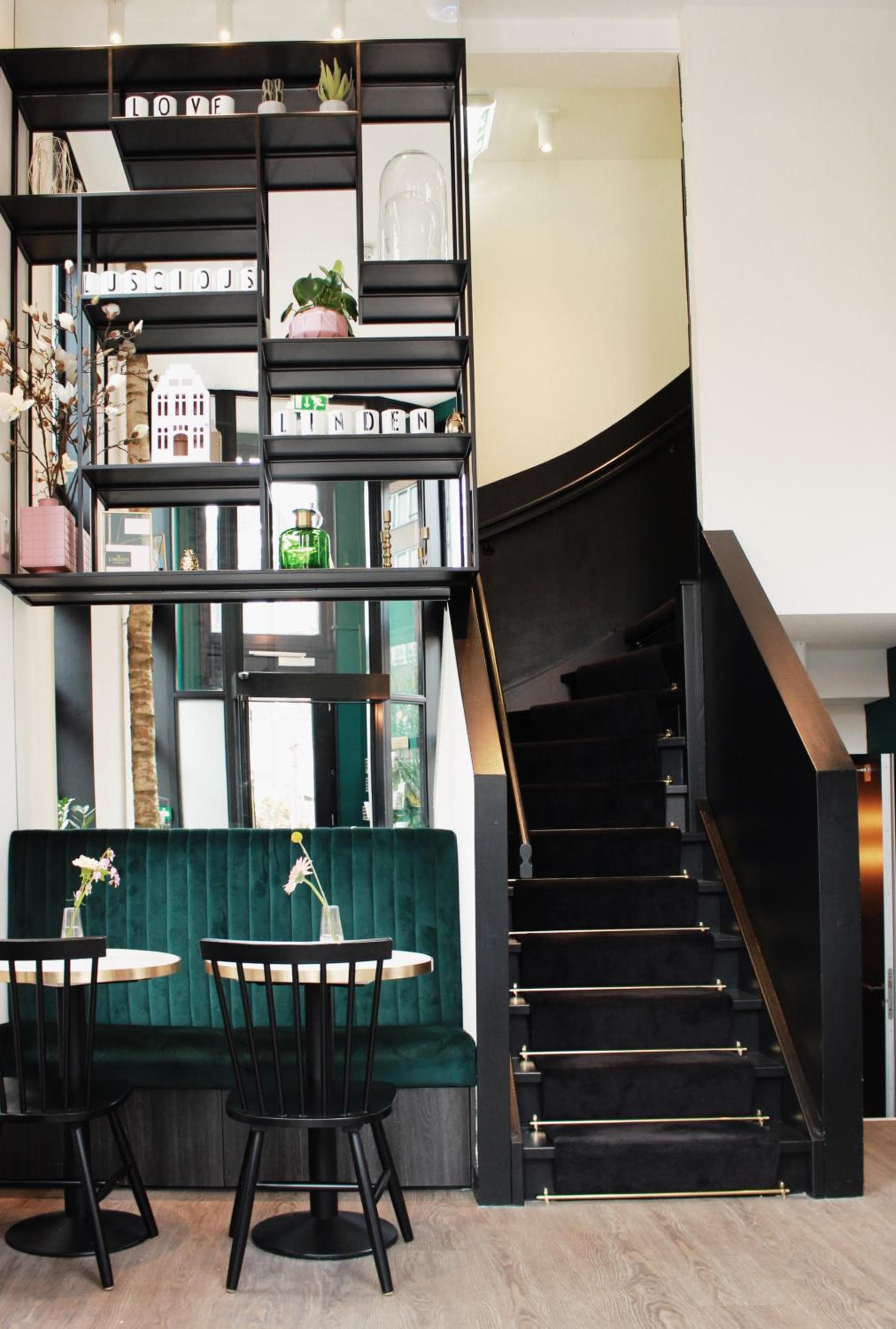 Linden Hotel — 11