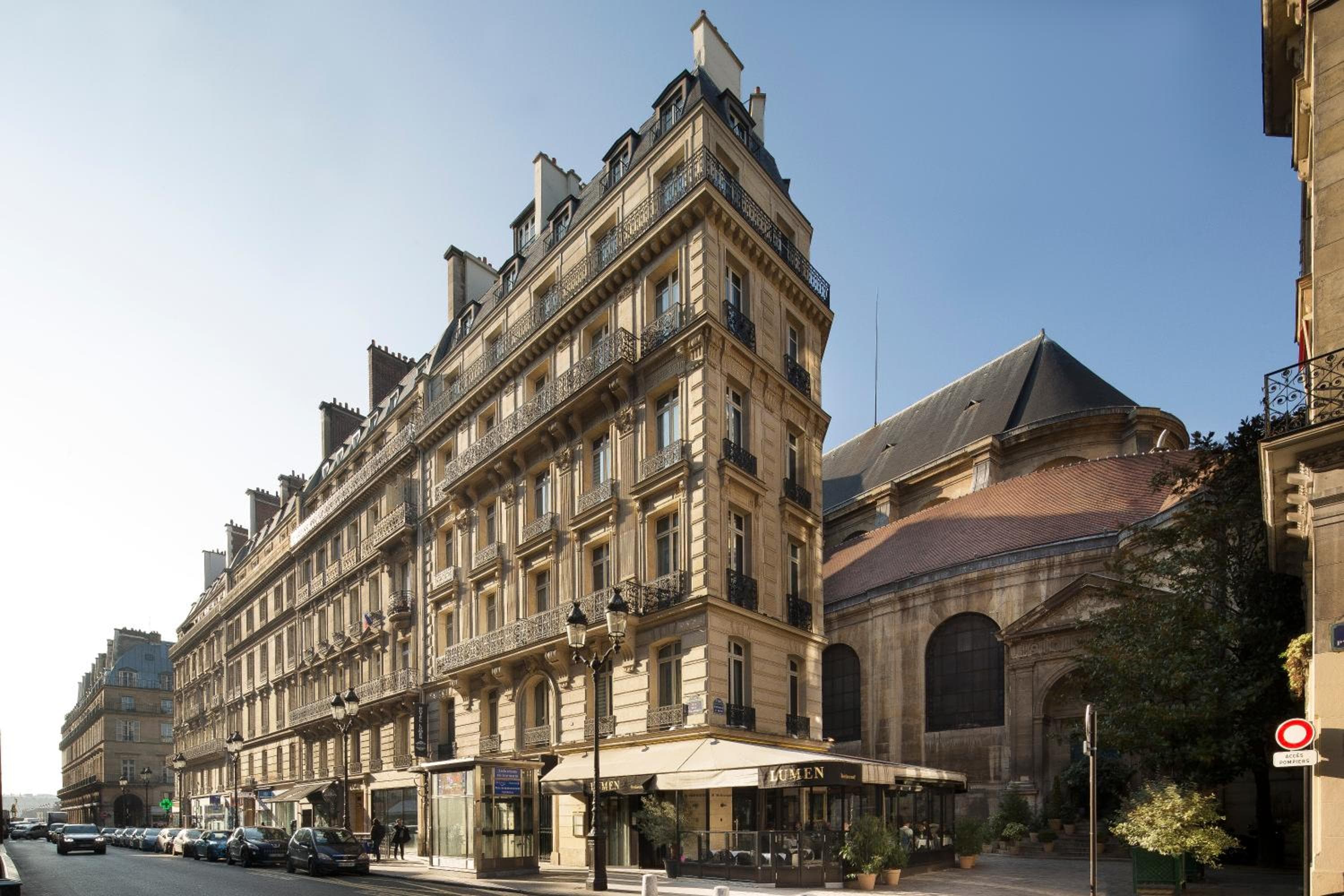 Hotel Lumen Paris Louvre — 3