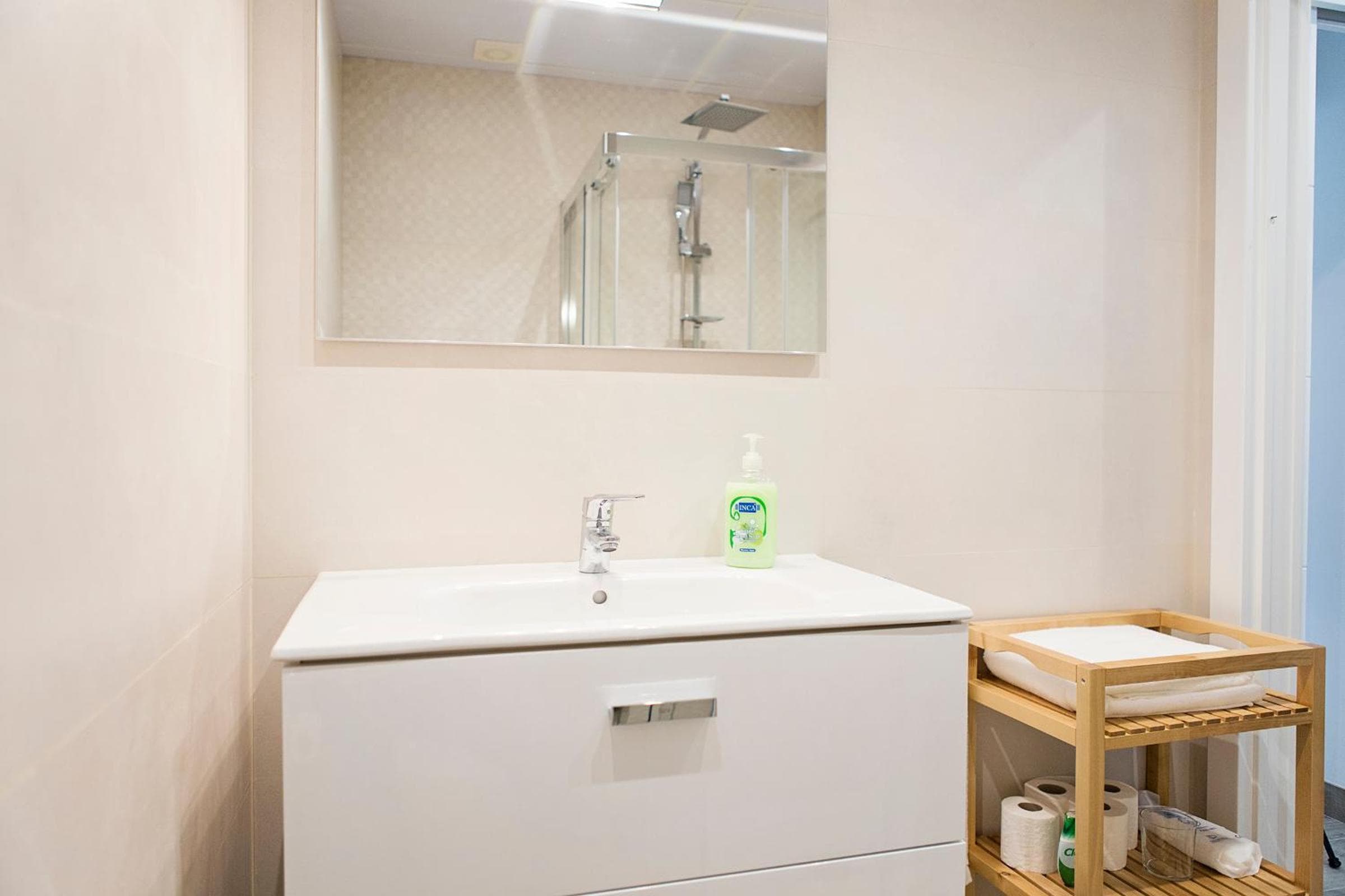 Suncity Flat Victoria — 19
