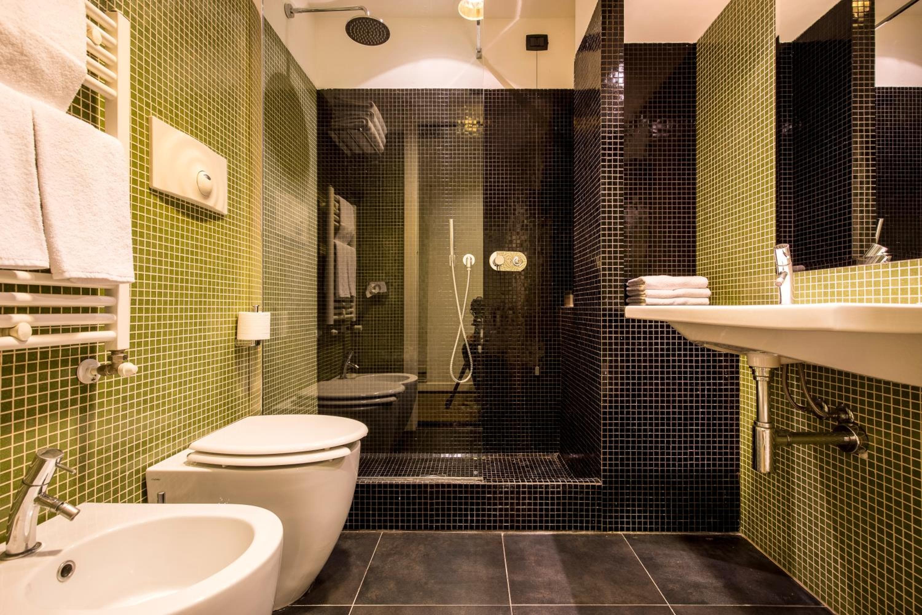43 Bahnhof Hotel — 15