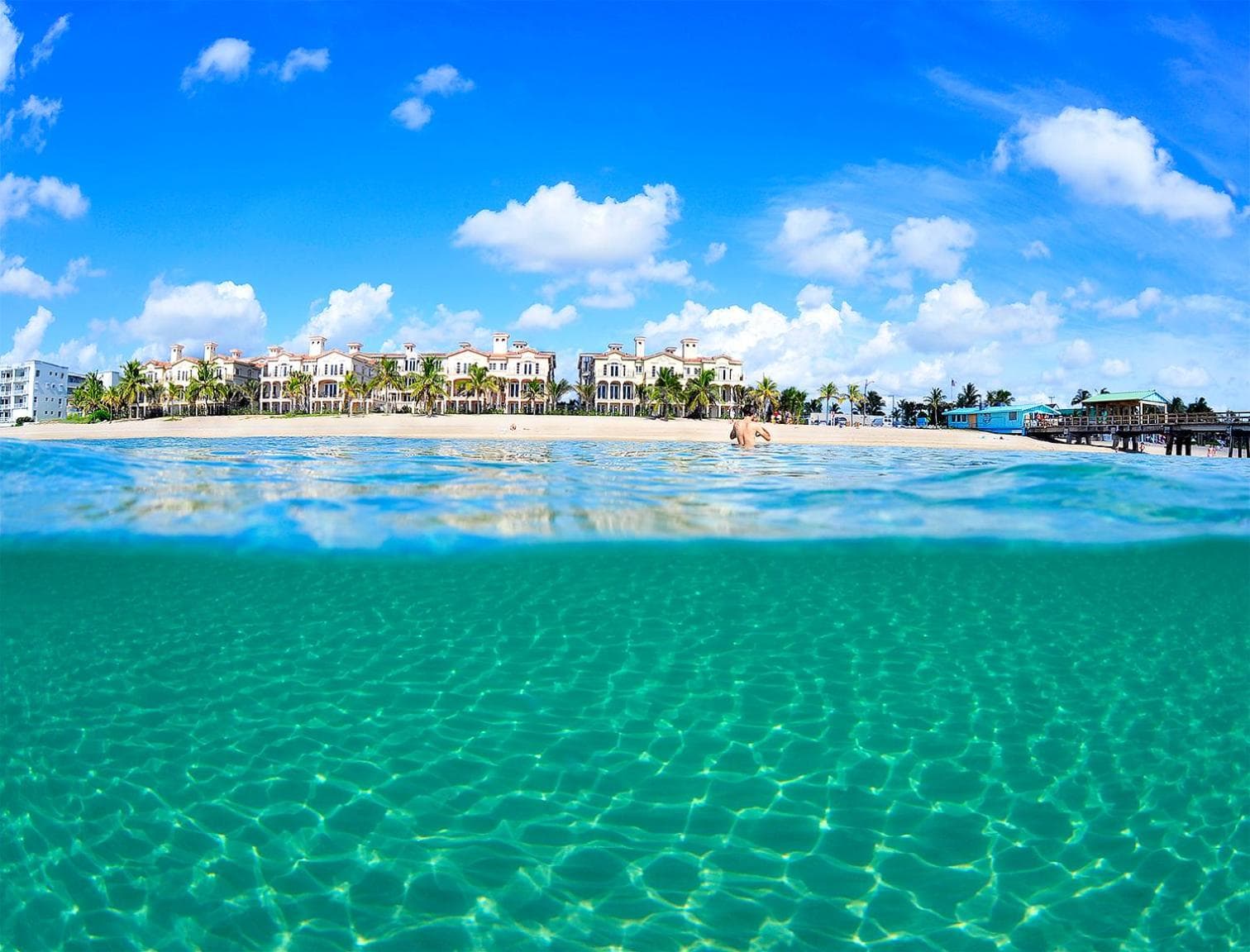Patio de los mares azules — 1