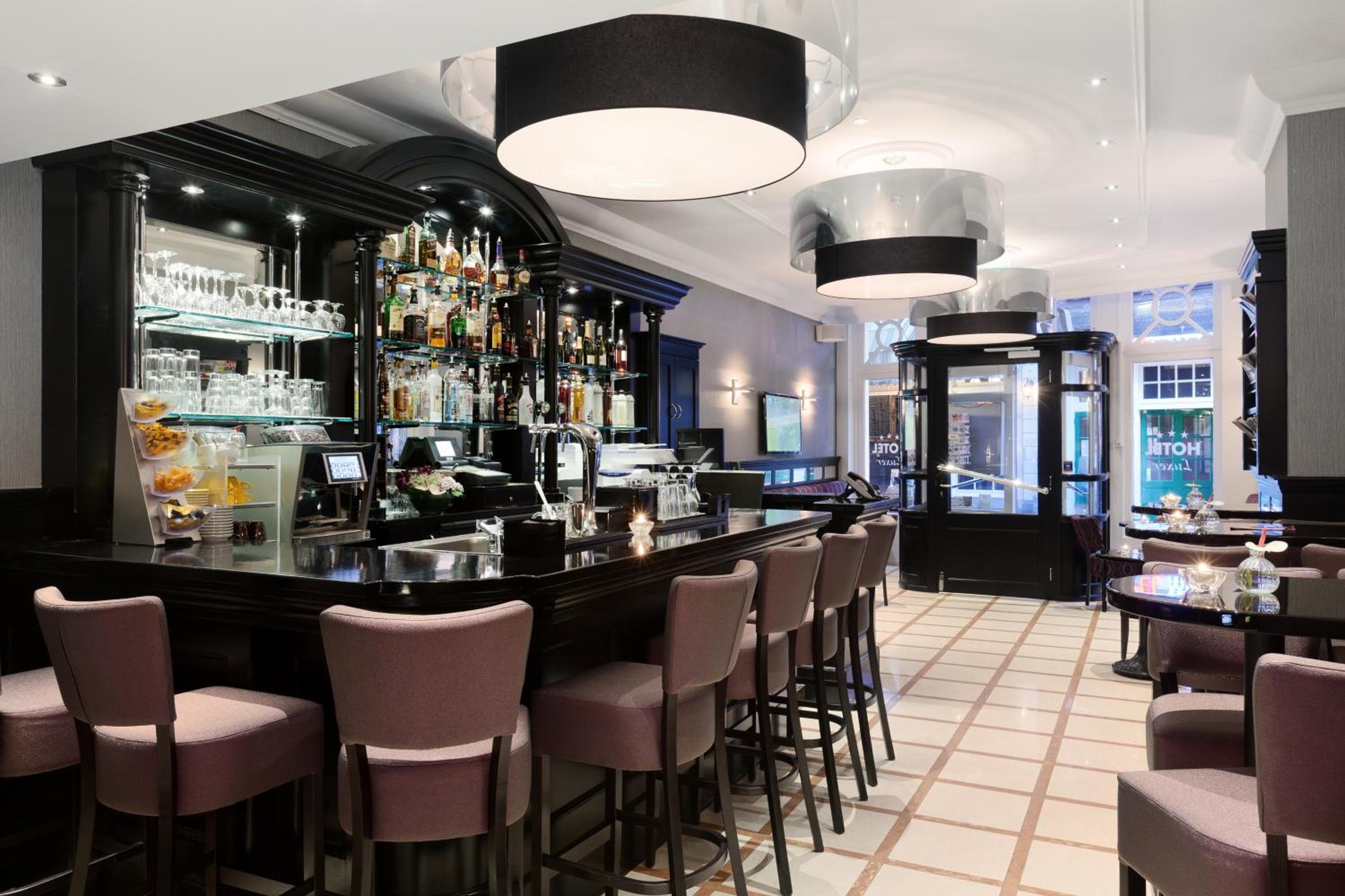 Hotel Luxer — 4