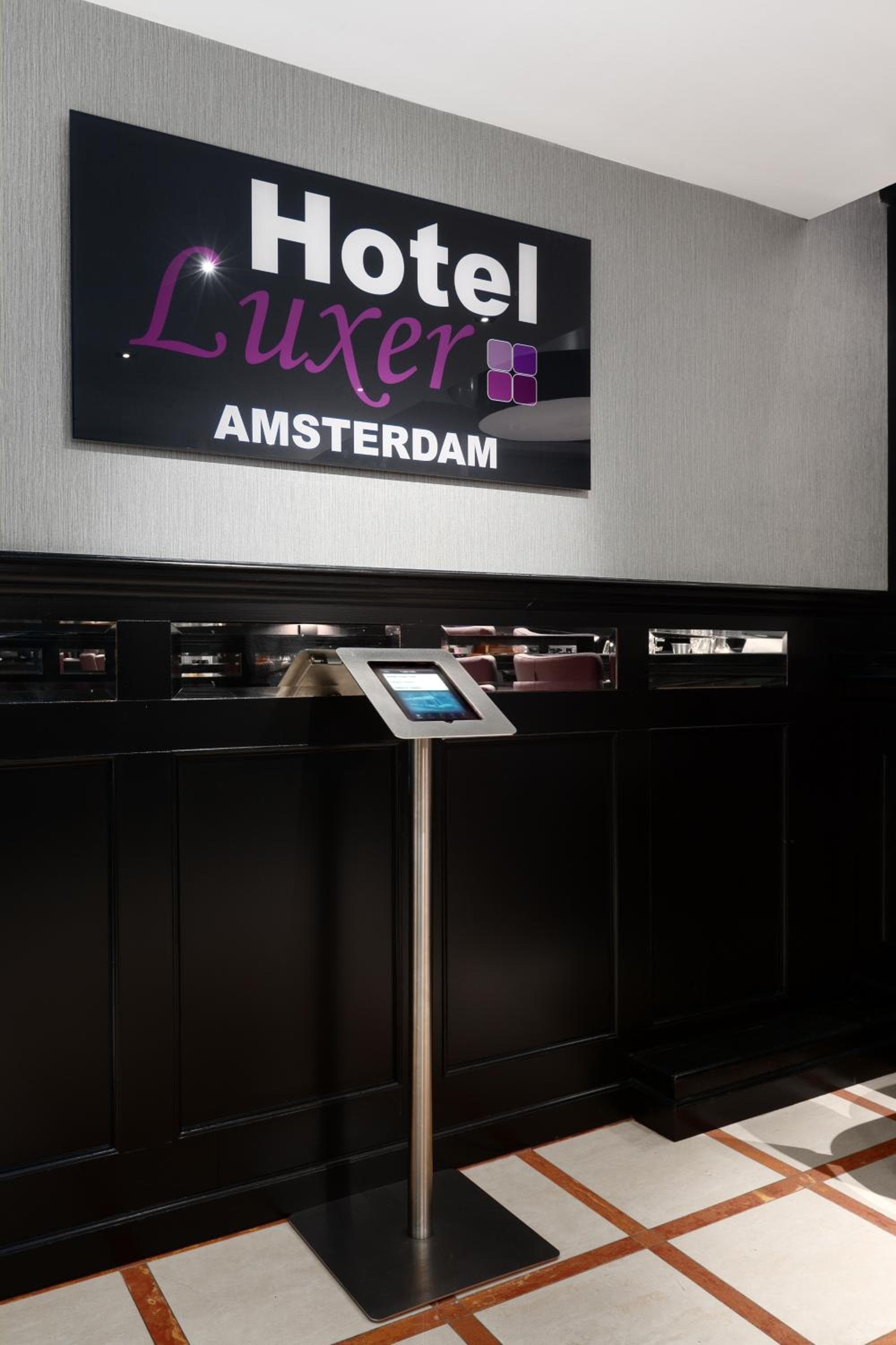 Hotel Luxer — 14