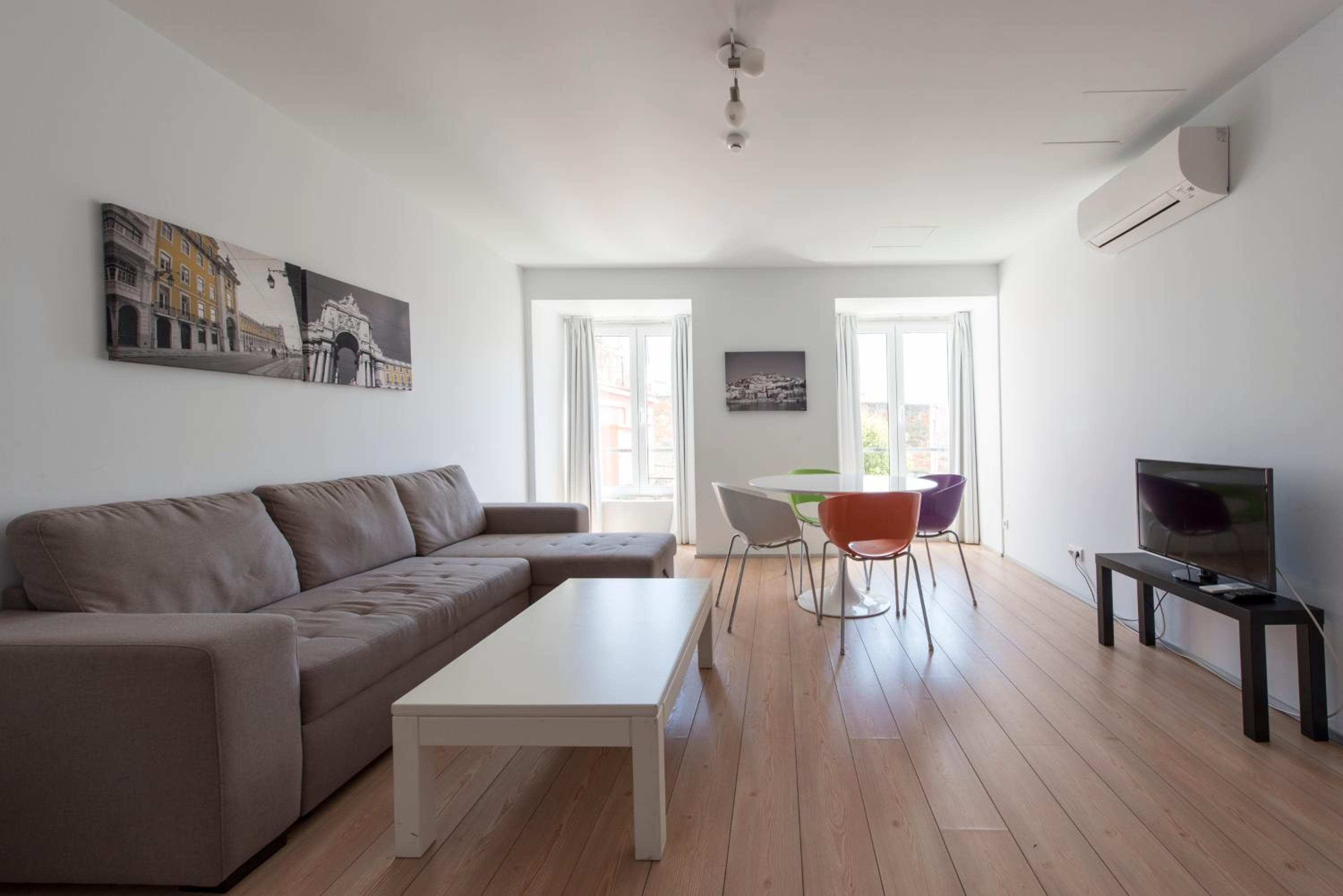 Alfama - Lisbon Lounge Suites — 18