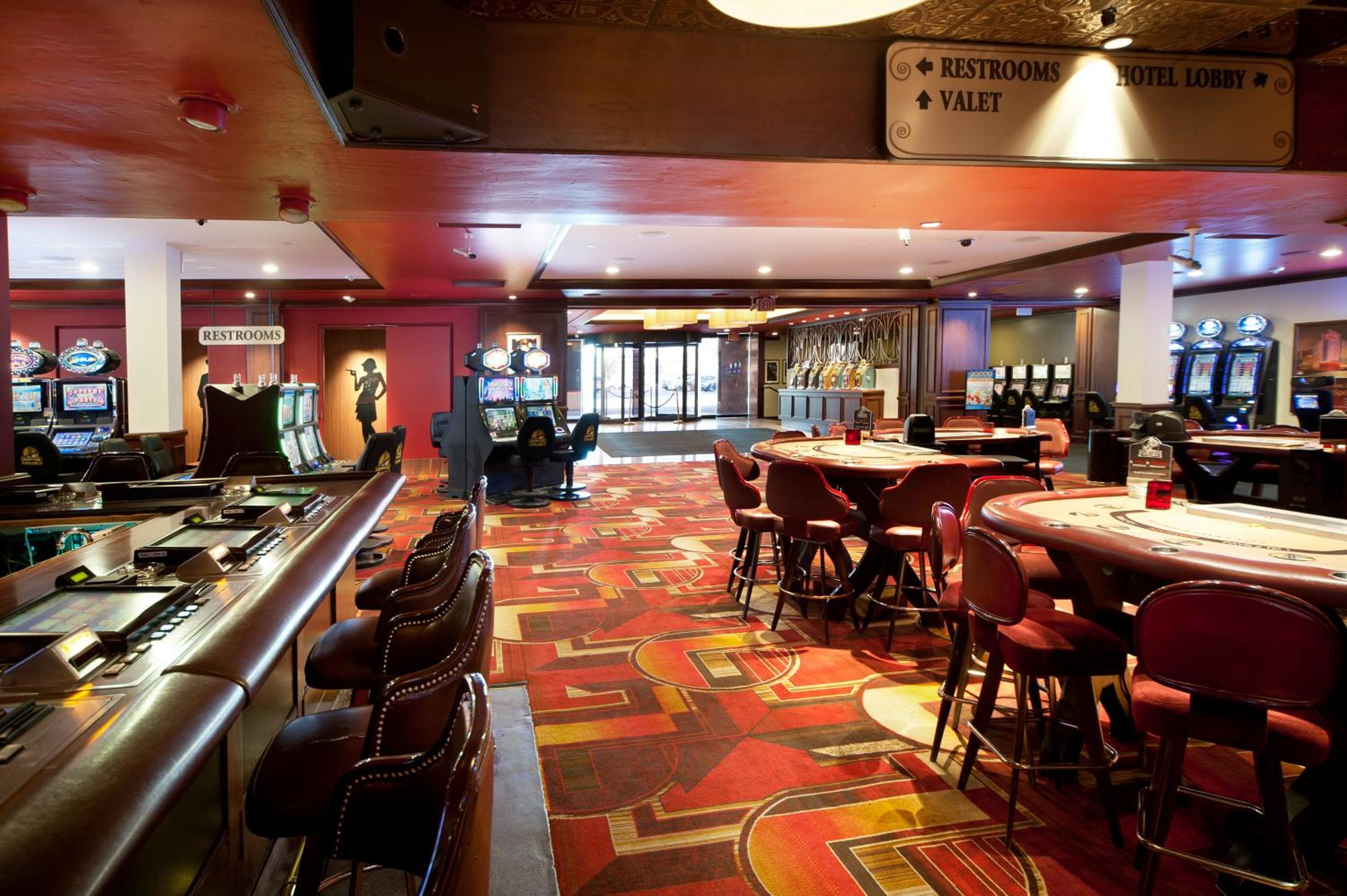 Hotel Casino Golden Gate — 16
