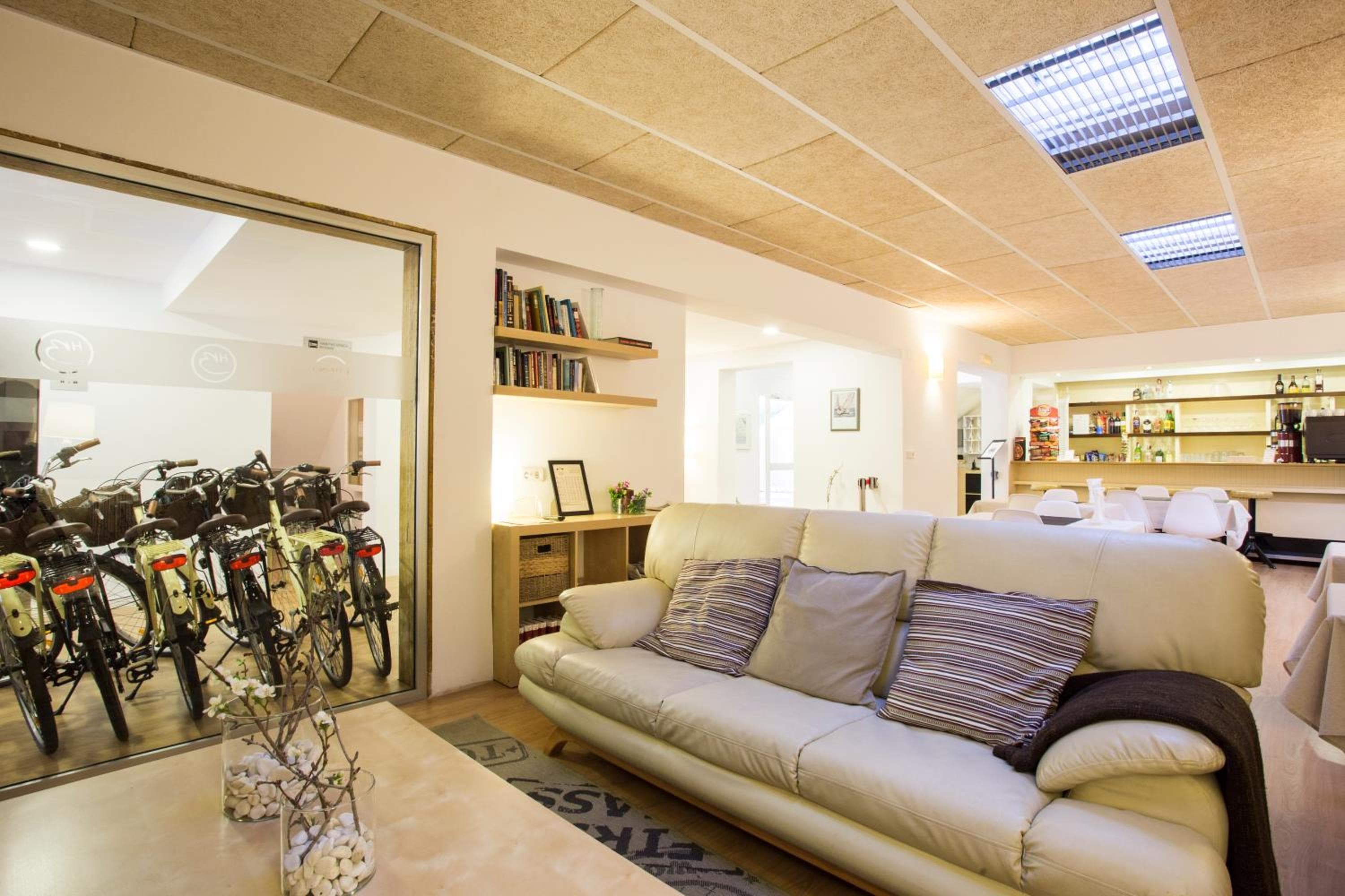 Hostal Bonany — 12