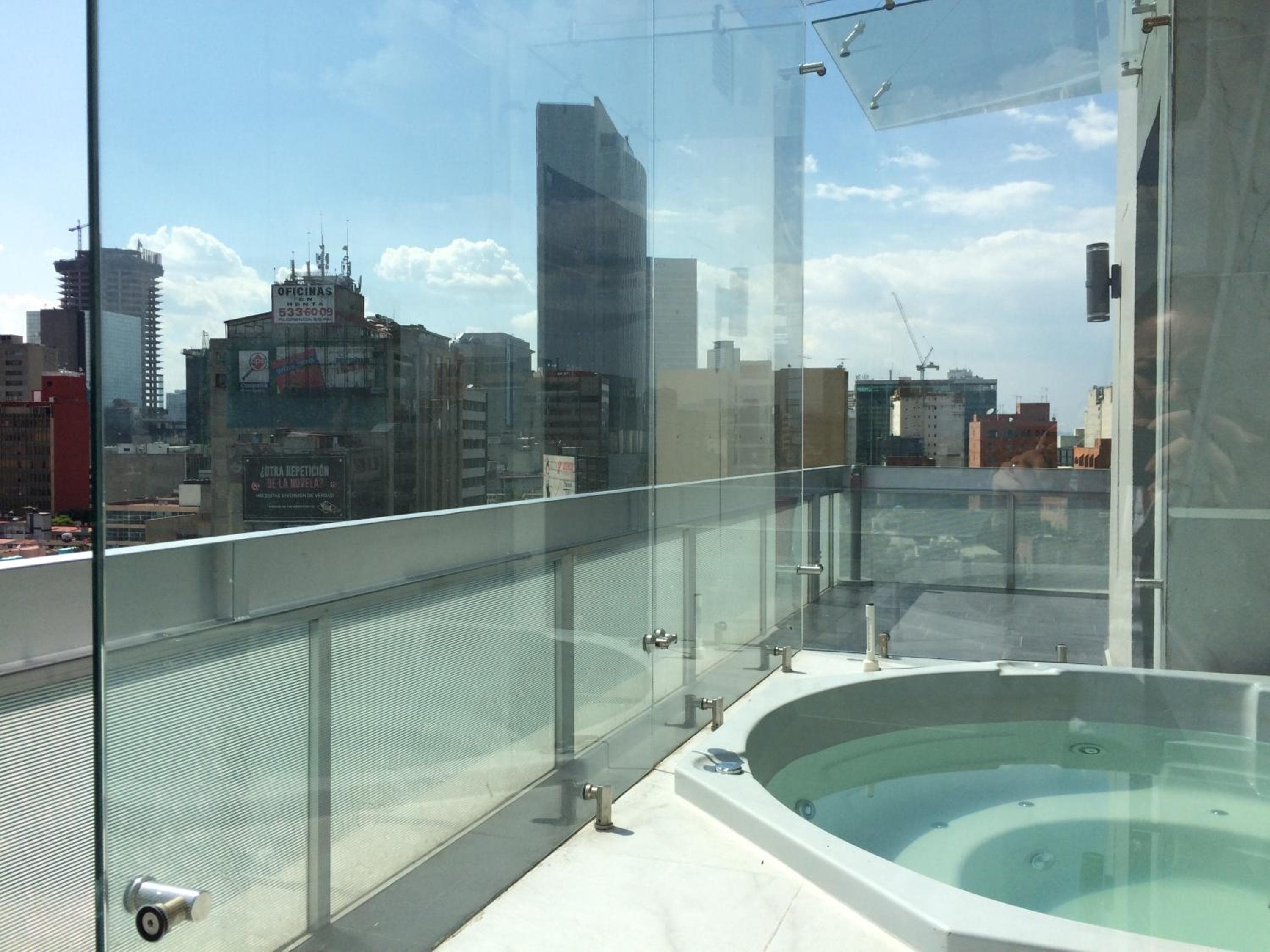 Hotel Block Suites — 16