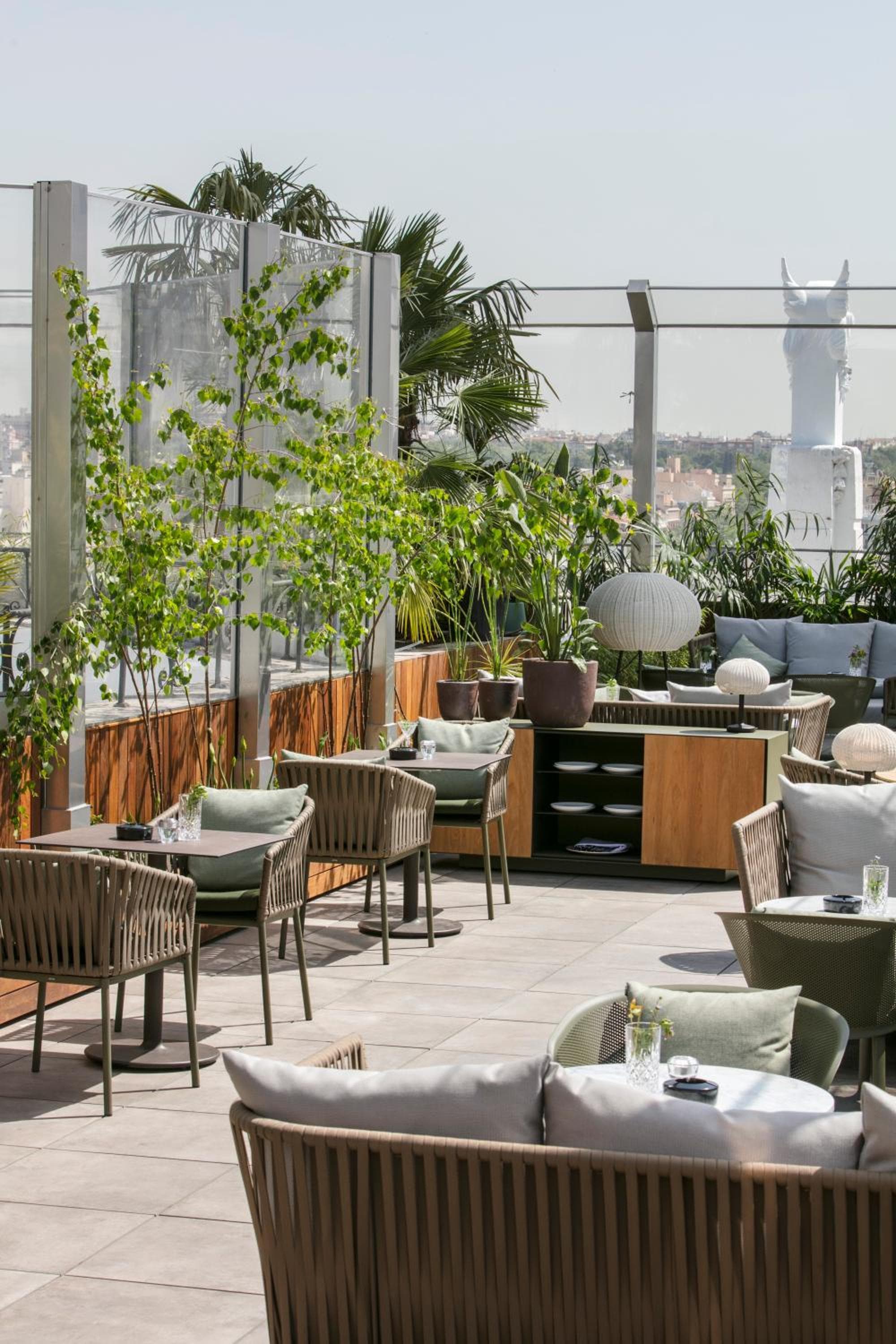 ME Madrid Reina Victoria by Meliá — 5