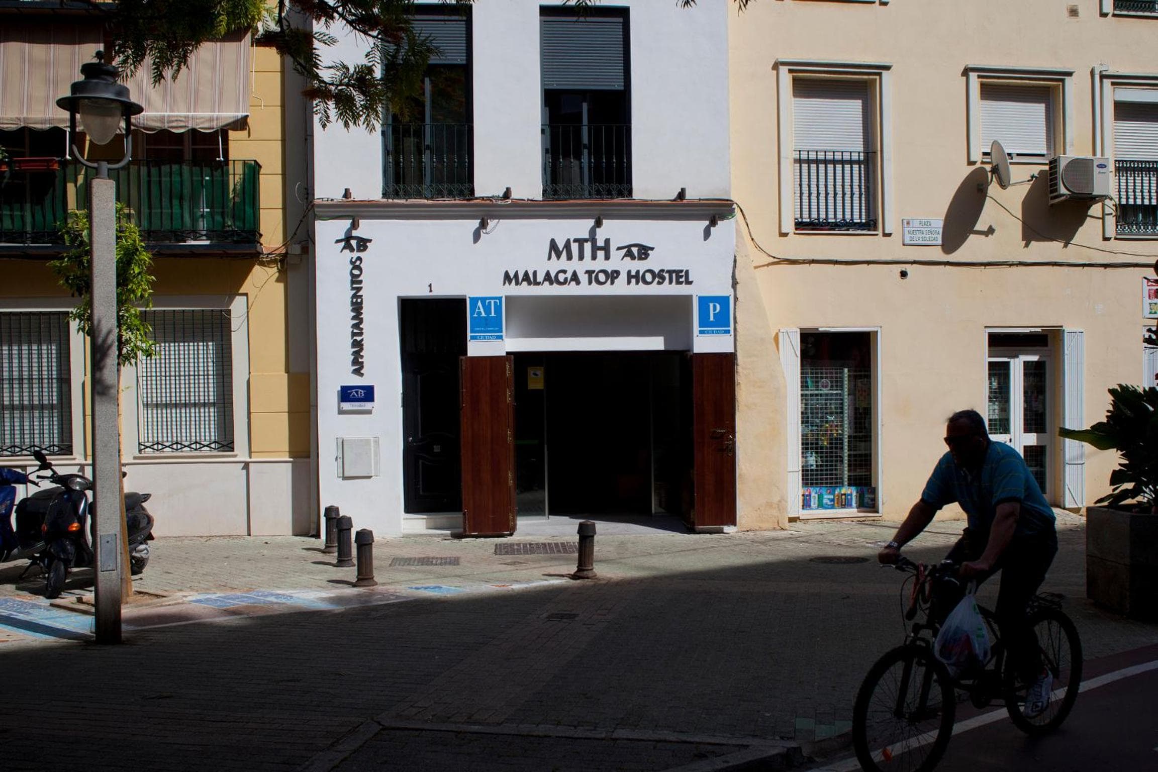 Malaga Stop Hostel AB — 14