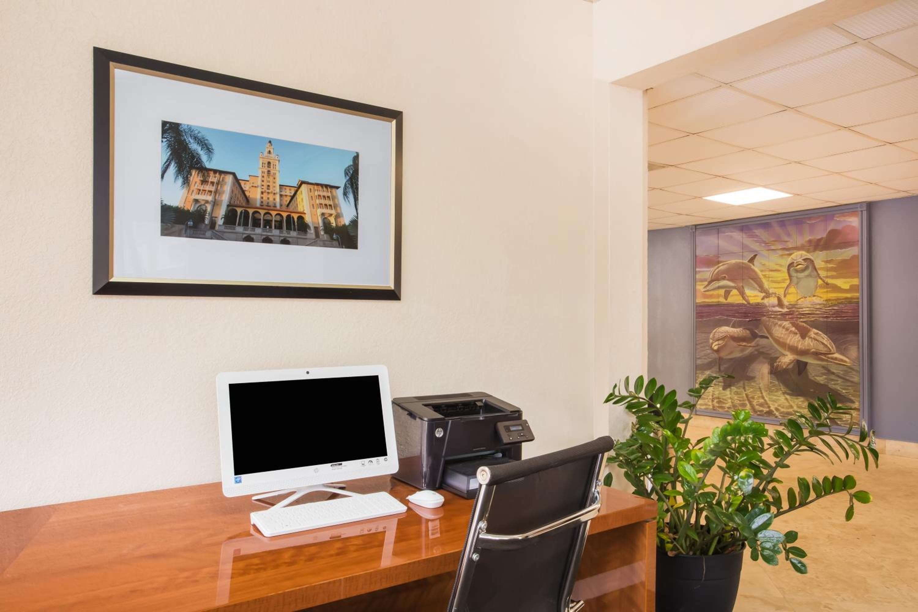 enVision Hotel Miami International Airport — 16