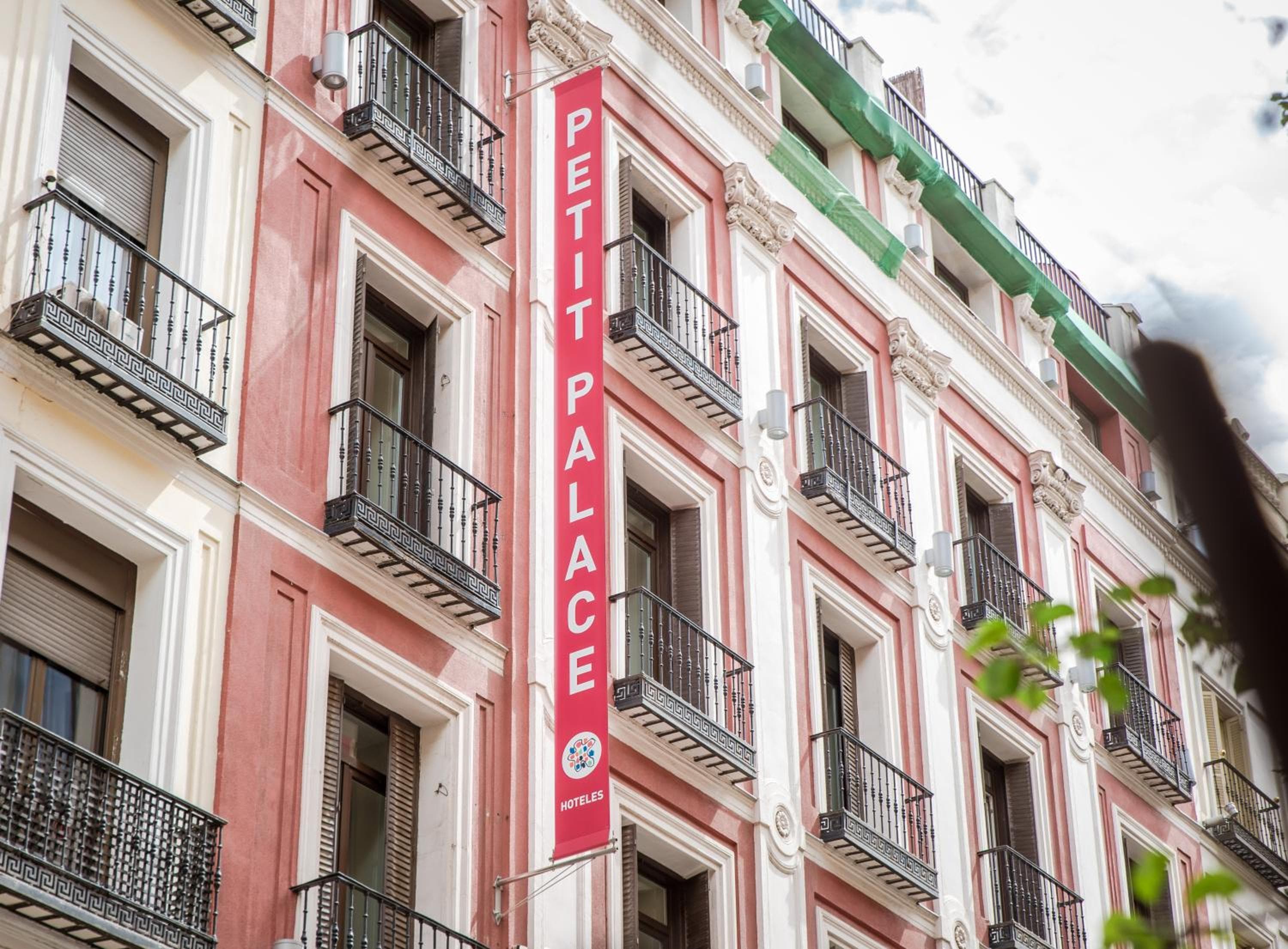 Petit Palace Puerta del Sol — 7