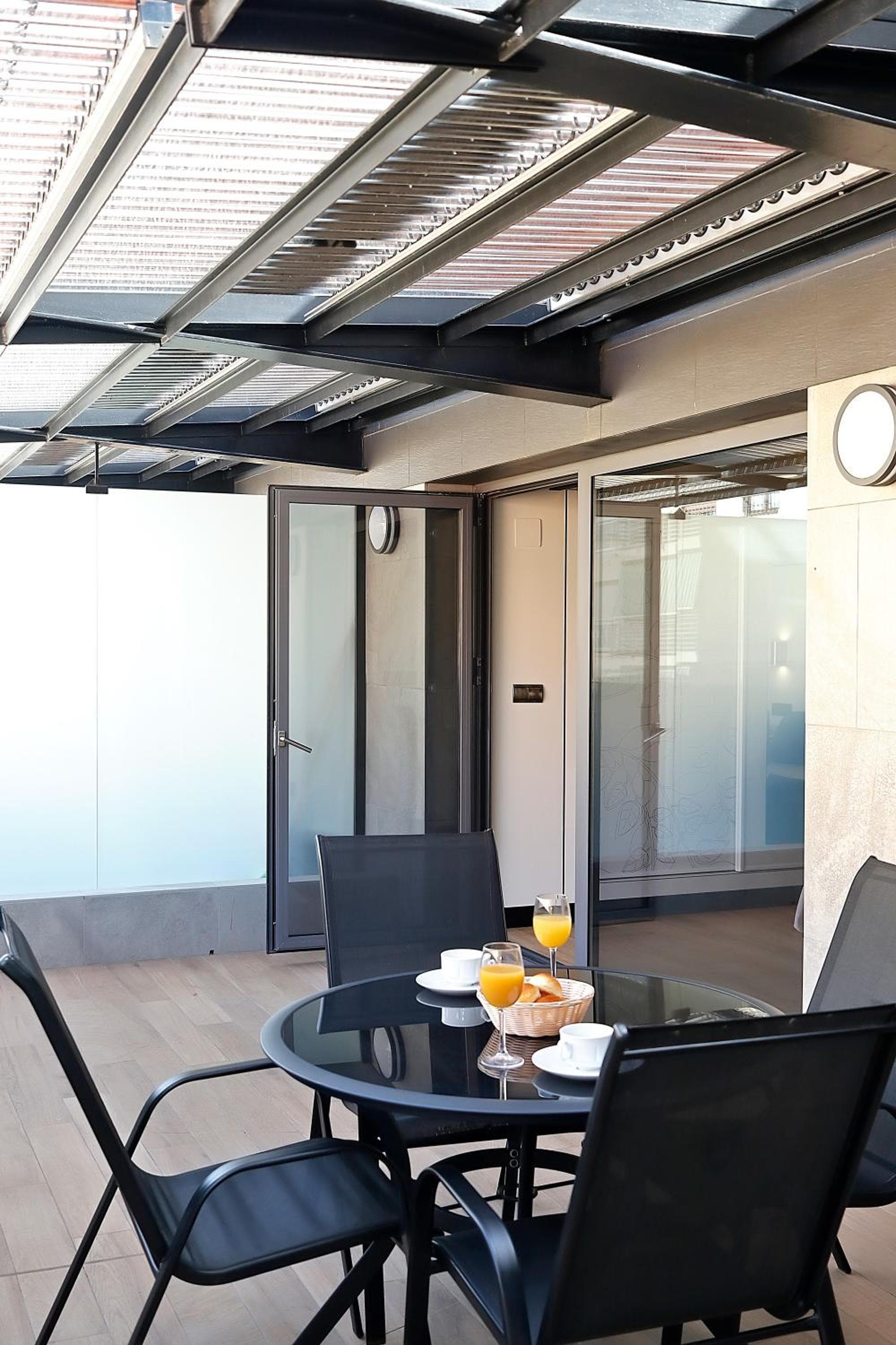 Apartamentos Suites Oficentro Deluxe — 13