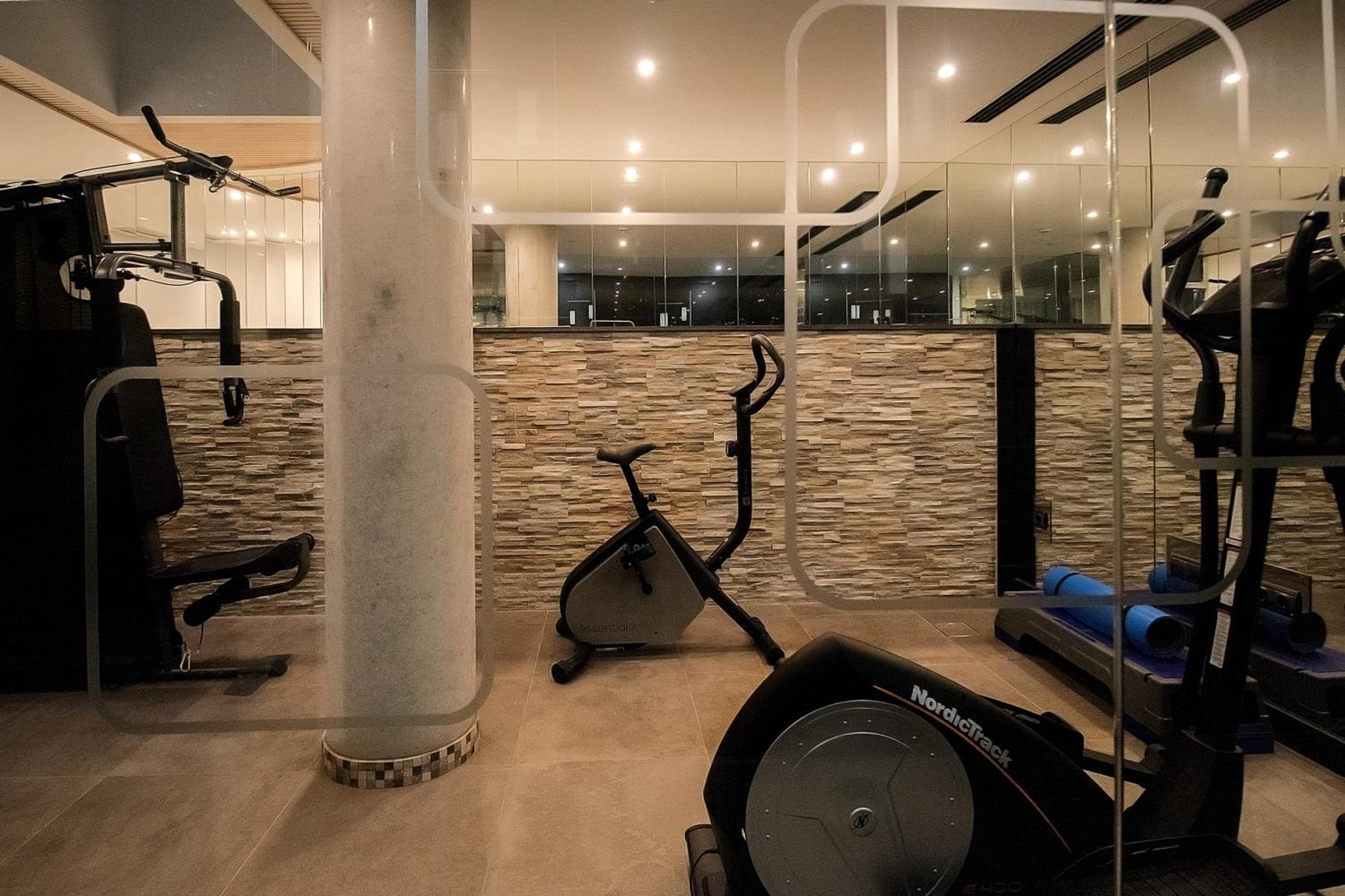 Apartamentos Suites Oficentro Deluxe — 8