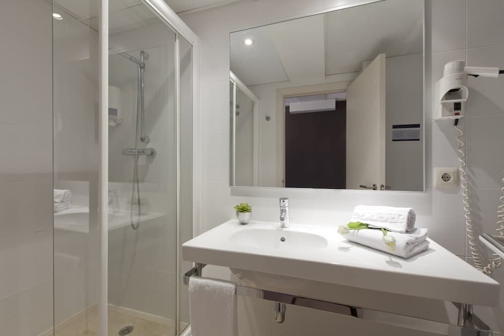 Hotel Sagrada Familia — 29