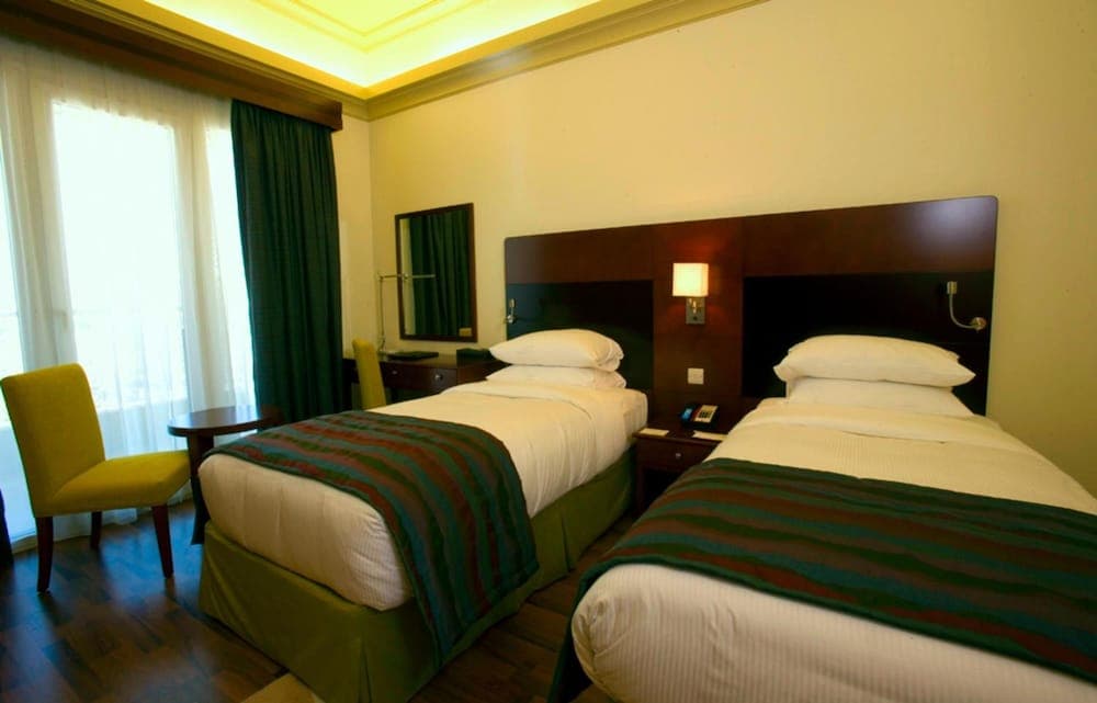 Al Khoory Hotel Apartamentos — 8