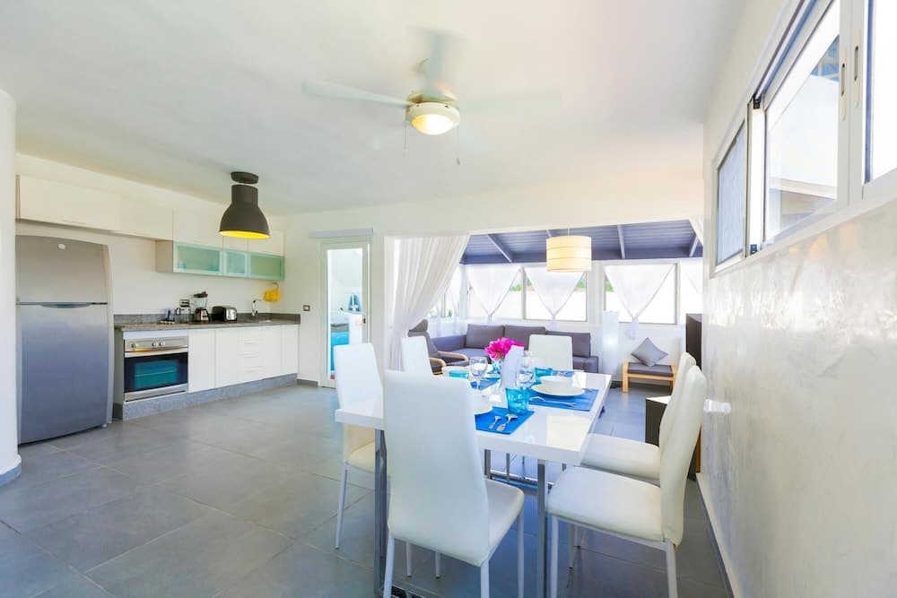 Punta Cana Beachfront Apartment With BBQ Private Terrace — 15
