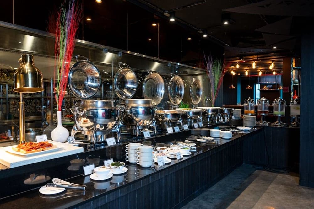 Maitria Mode Sukhumvit 15 Bangkok — 3