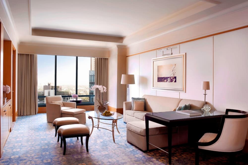 Das Ritz-Carlton, Dubai International Financial Centre — 19