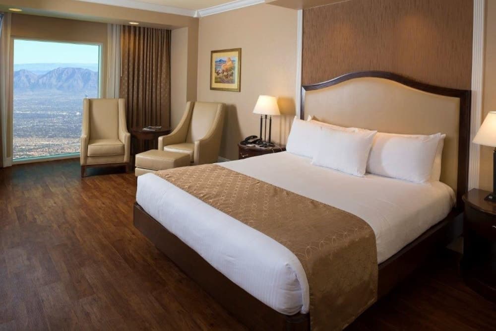 South Point Hotel, Casino, and Spa — 12
