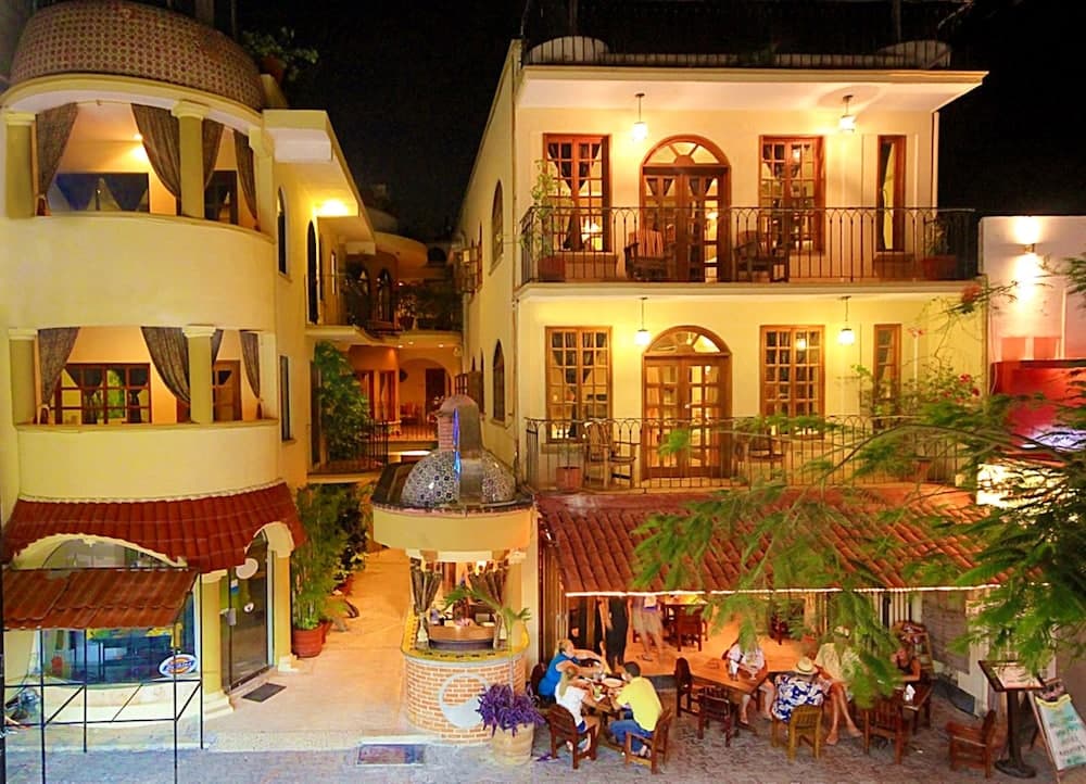 Hotel Cielo — 7