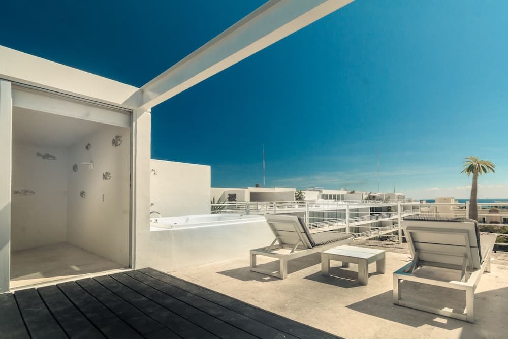 Luxury Condos at Magia — 3