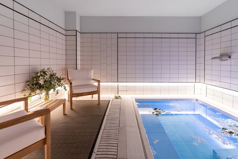 Grand Hotel Englisch — 25