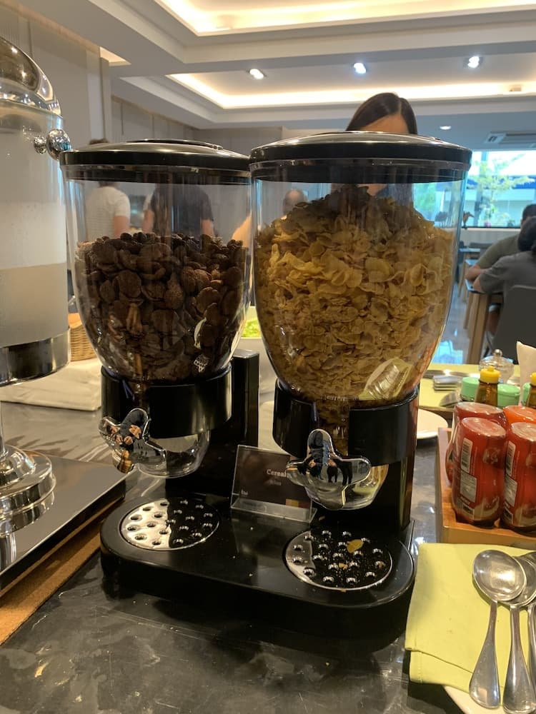 Thana Wisut Hotel — 28