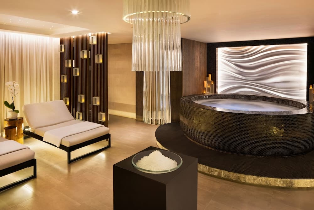 Sheraton Grand Hotel, Dubai — 8