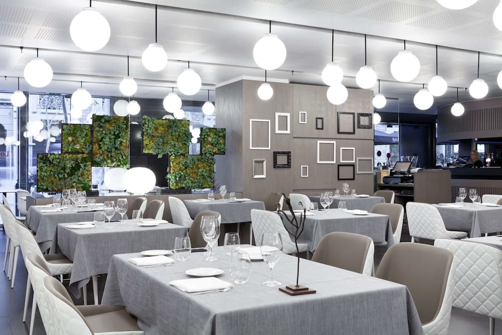 Hotel Condes de Barcelona — 27