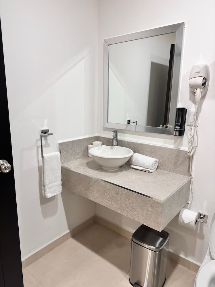 HOTEL SOCRAM GH — 23