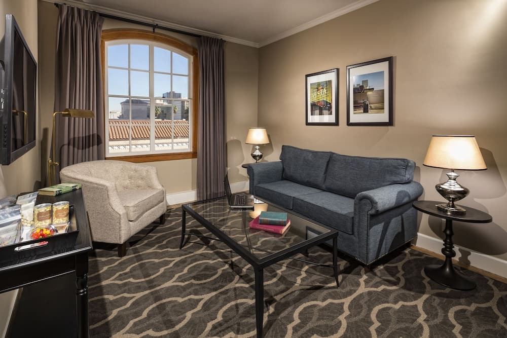 Hotel Normandie — 13