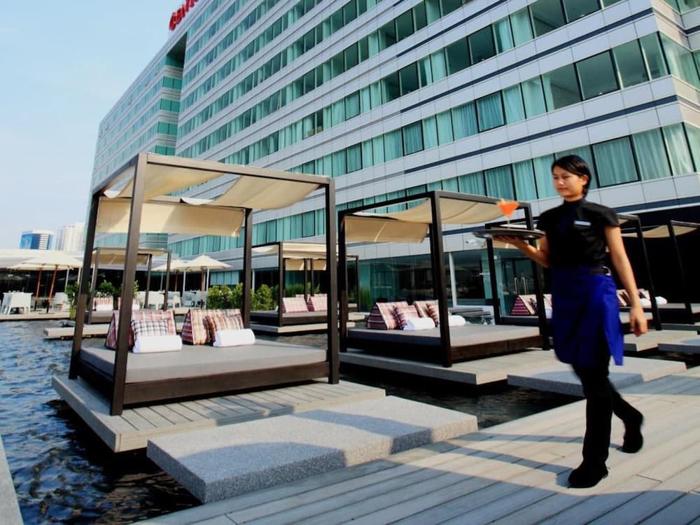 Centara Watergate Pavilion Hotel Bangkok — 28
