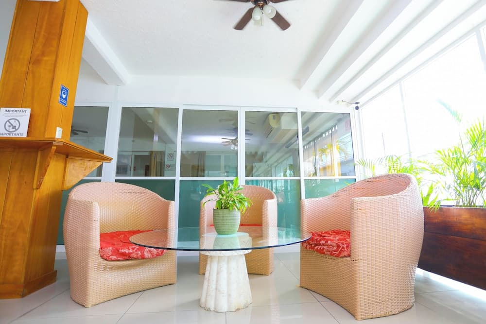 Terracaribe Hotel - In Cancun (Downtown Cancun) — 4