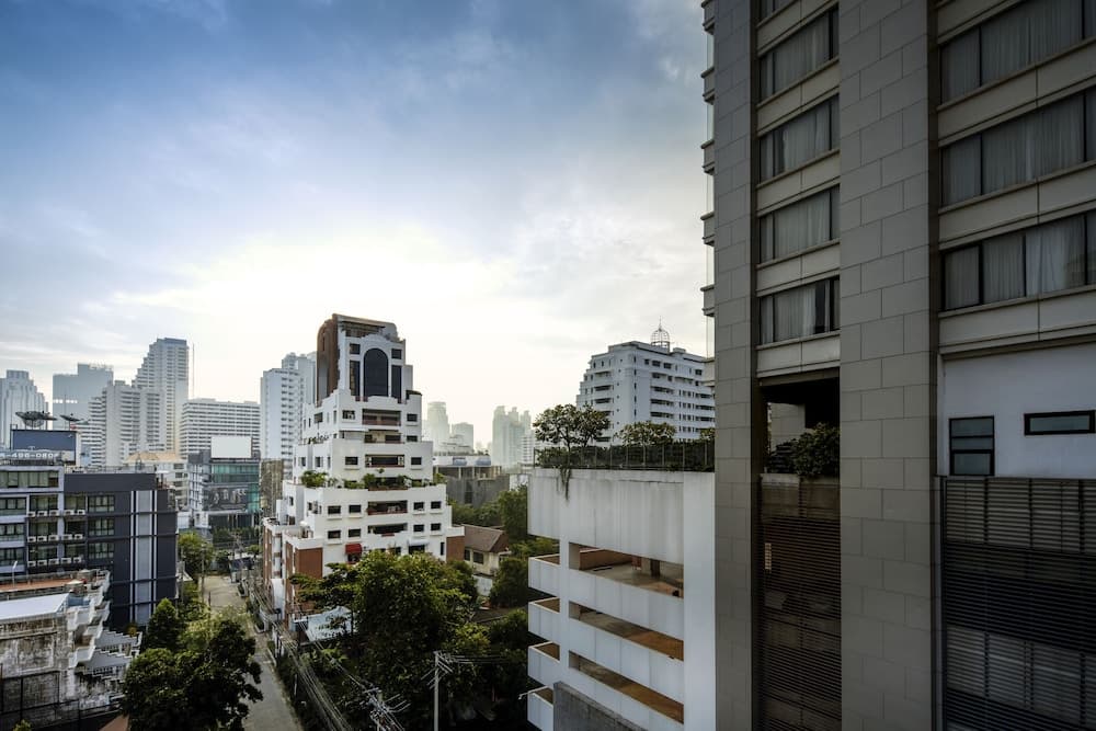 The Quarter Ploenchit by UHG — 12