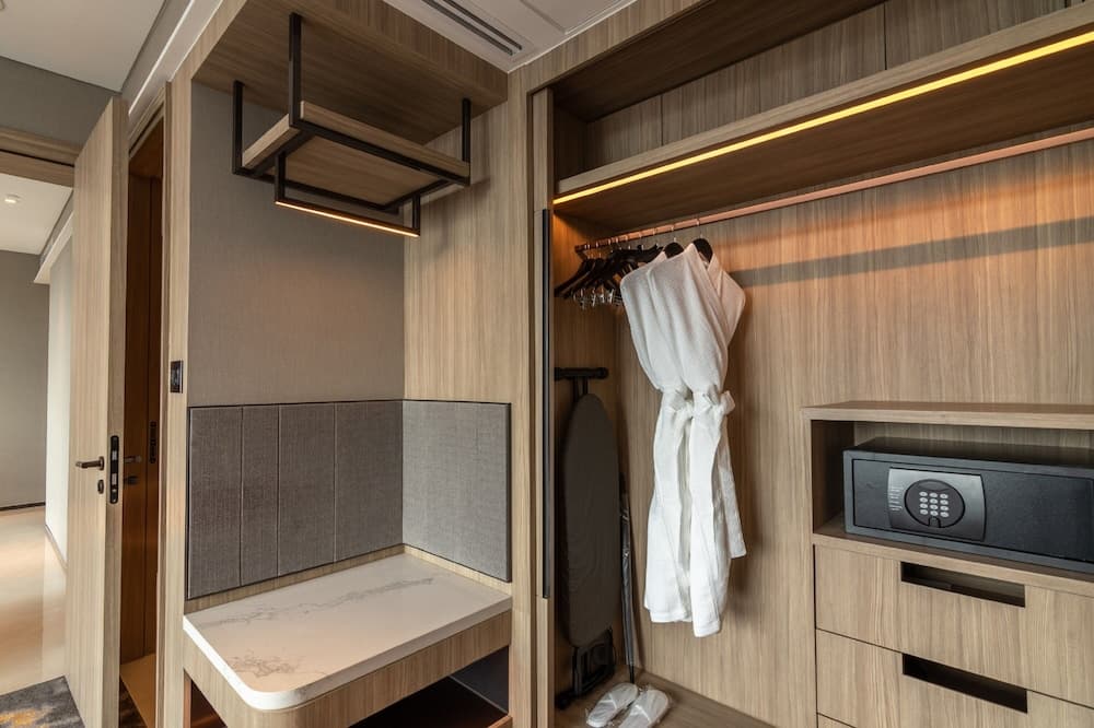 Hotel Carlton Bangkok Sukhumvit — 23