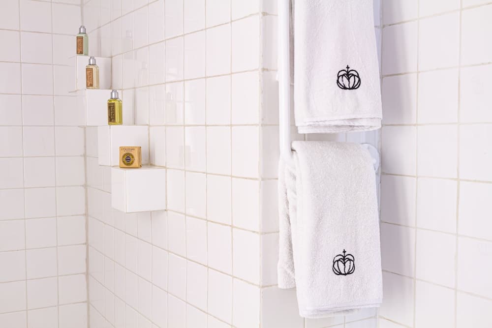 Hotel Carlota — 22