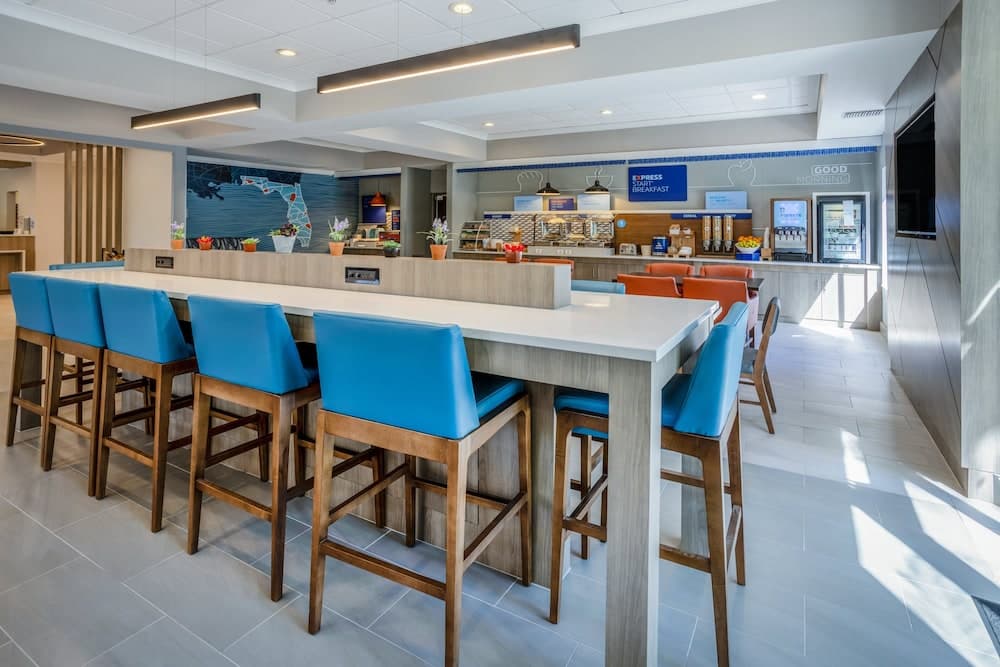 Holiday Inn Express Hotel & Suites New Tampa I-75, un hotel IHG — 26