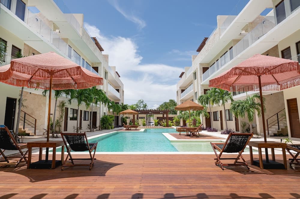 Blue Luxury Kukulkan — 16