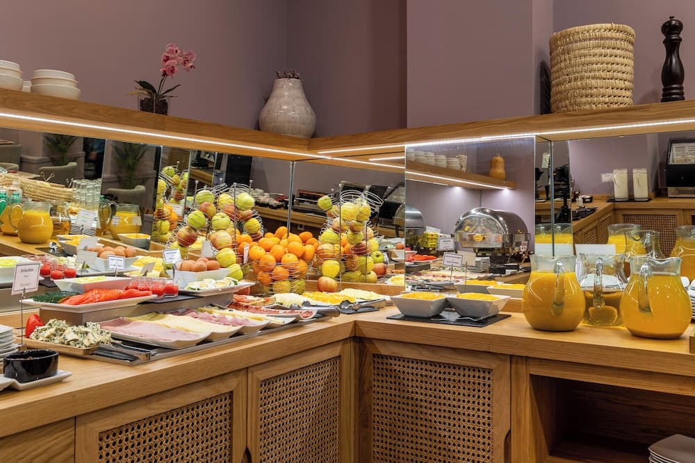 Hotel Boutique Atarazanas Málaga — 13