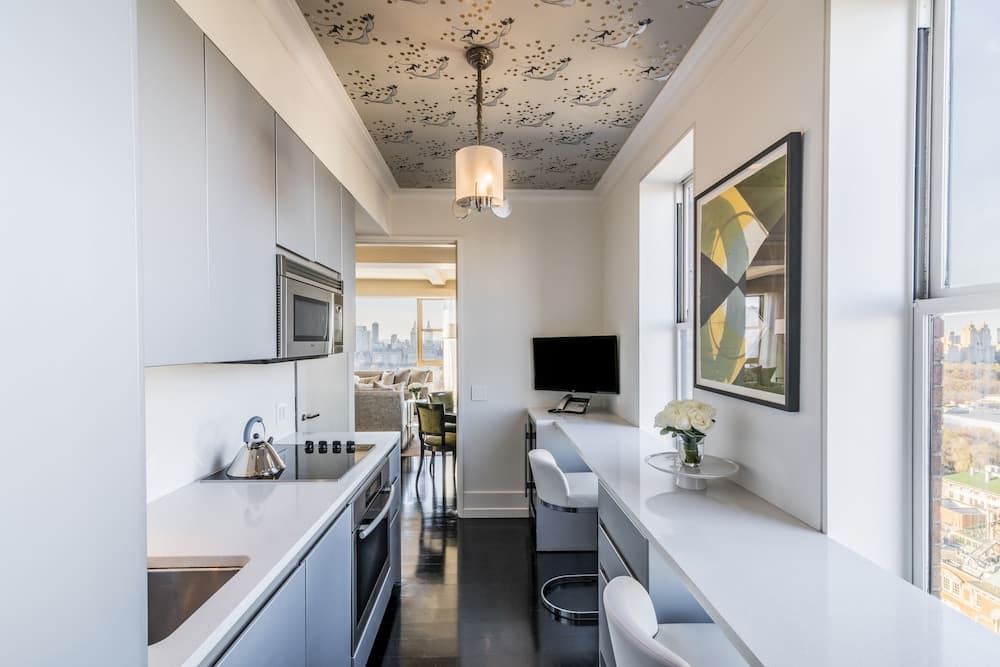 The Carlyle, A Rosewood Hotel — 20