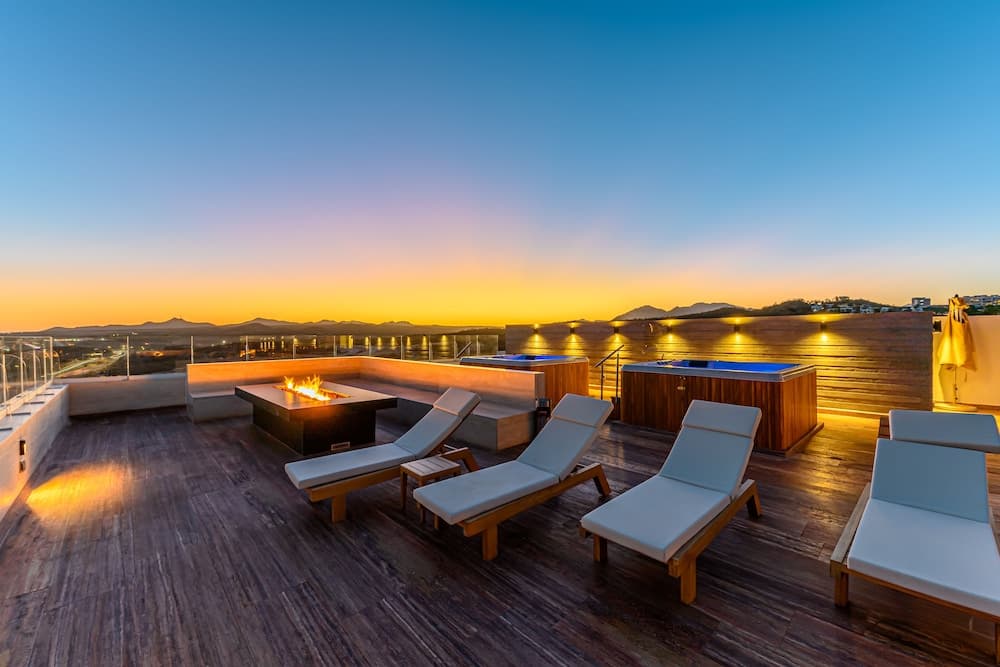Marella Cabo — 25