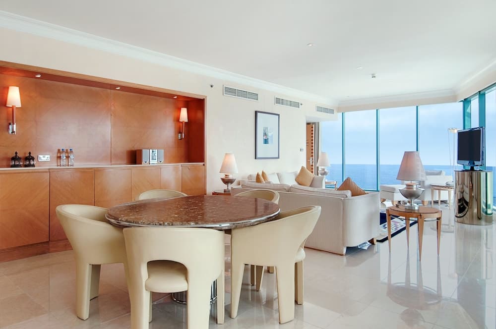 Hilton Dubai Jumeirah — 28