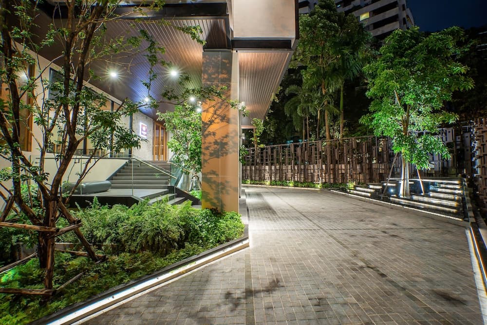 Hotel Gardina Asoke — 14