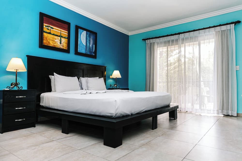 L'Hotel MT — 25