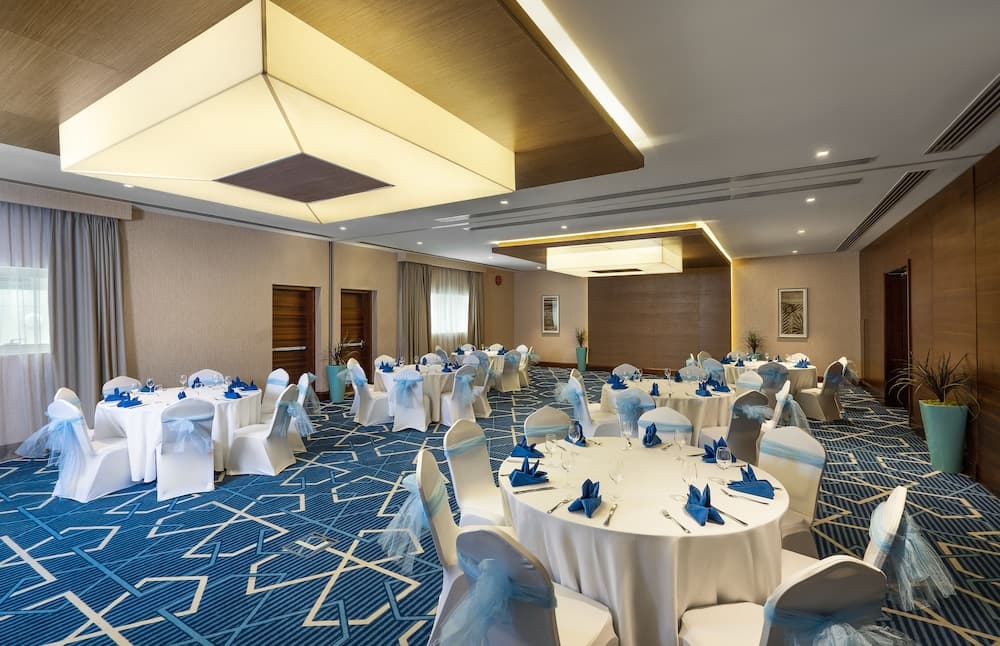 Hilton Garden Inn Dubai Jumeirah — 29