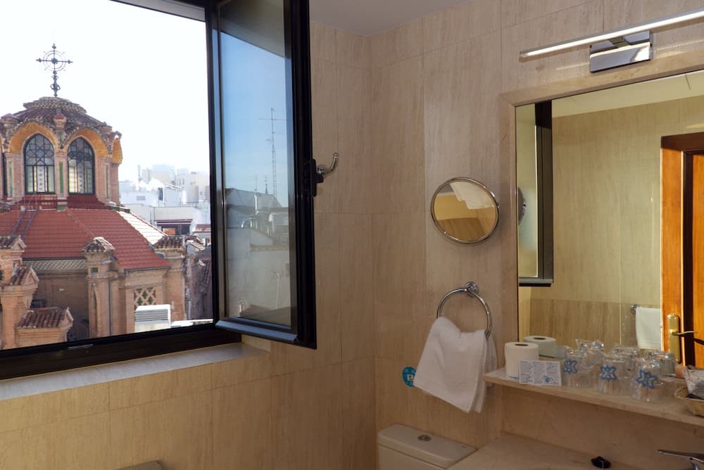 Hotel Los Condes — 16