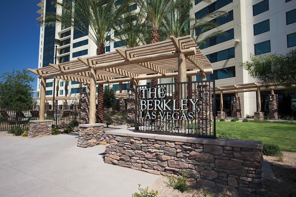 El Berkley Las Vegas — 13