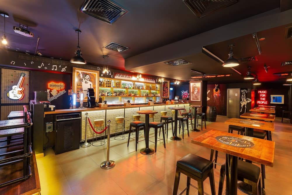 Citymax Hotel Al Barsha at the Mall — 10